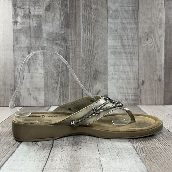 Minnetonka Women's Silverthorne Thong Sandals Flip Flops Leather Gold Size 9 - Picture 7 of 13
